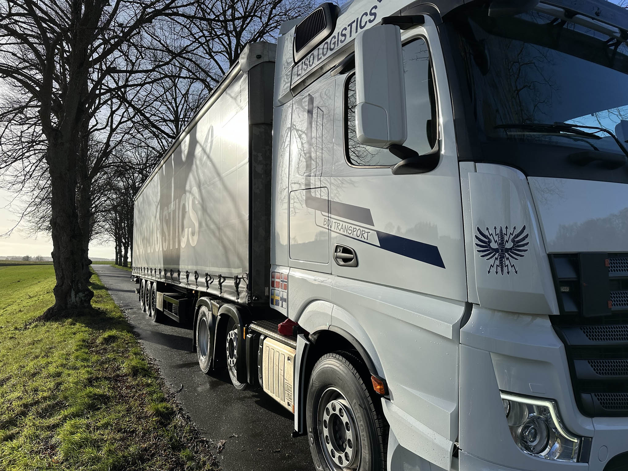 Lastbil transport og logistics